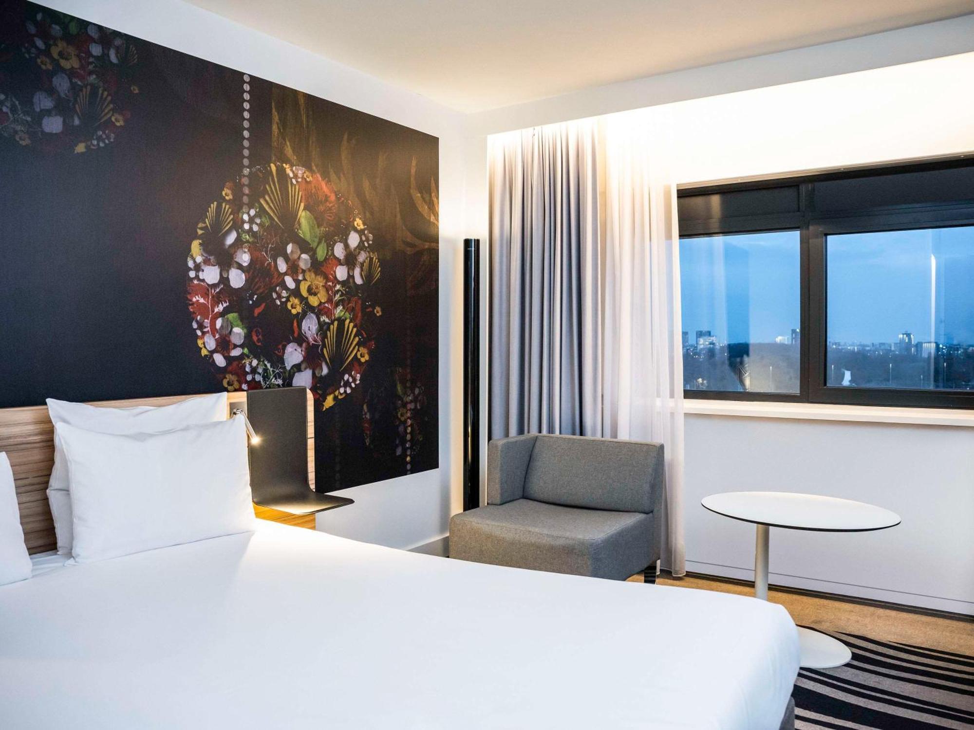 Novotel Amsterdam City Esterno foto